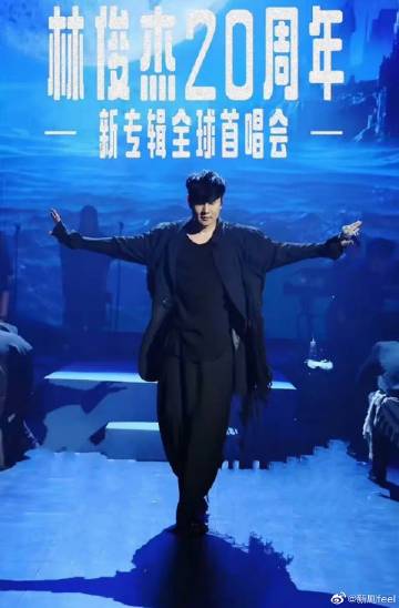 你还在被刻板印象误导日本AV竹下